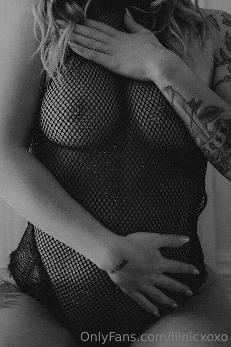 Nicole Stoolfire strip onlyfans