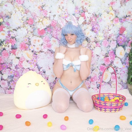 Feisty Vee only fans nude