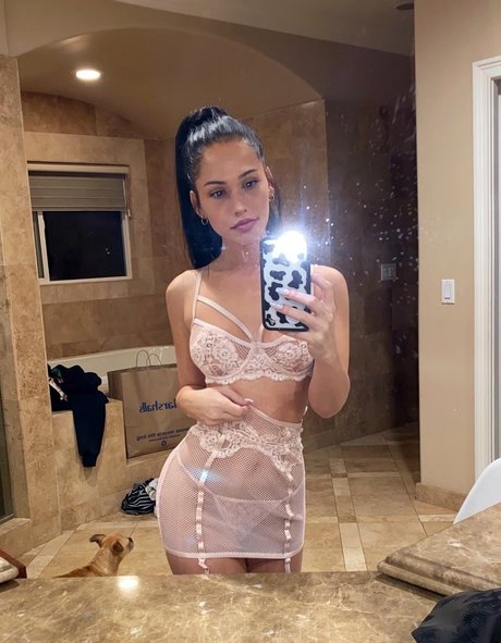 Lindsey Groll onlyfans nude leak