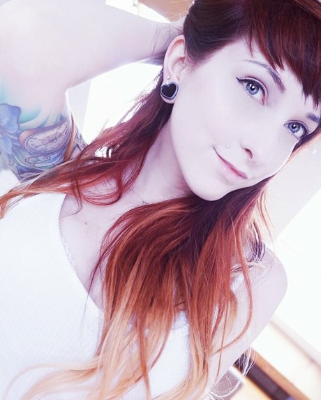 IvyLaura onlyfans fotos