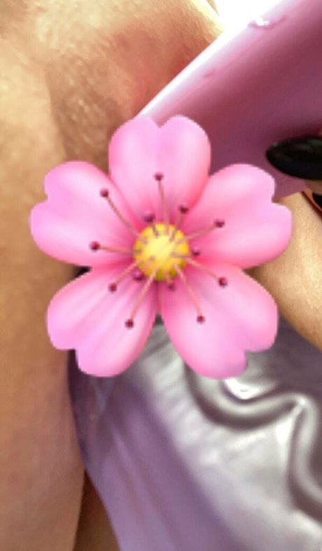 Arinicookies onlyfans naked pics