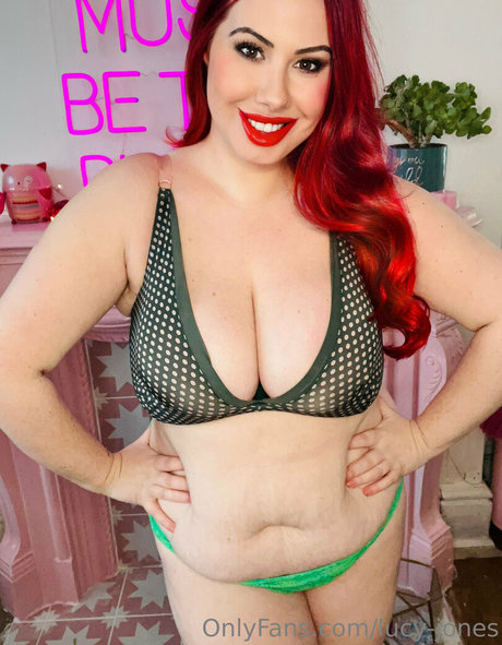 Lucy Jones onlyfans content