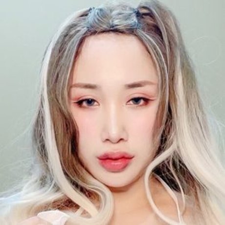 doungcam 0909 onlyfans tits