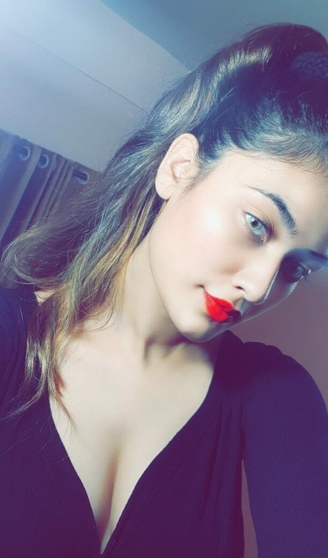 Nidhi Maheshwari onlyfans sexy