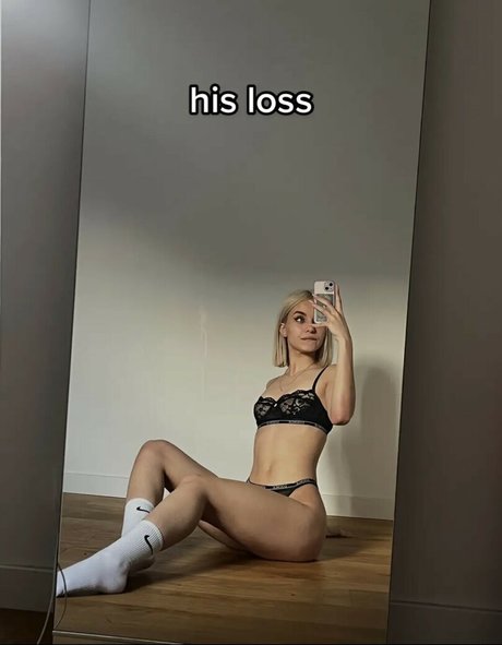 Lina Hsly nude onlyfans leak