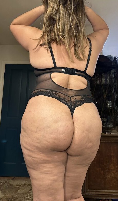 Bella Trixxx nude leaks onlyfans