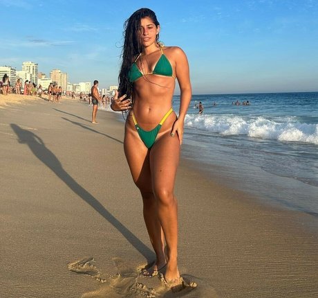 Carol De Lucas naked onlyfans