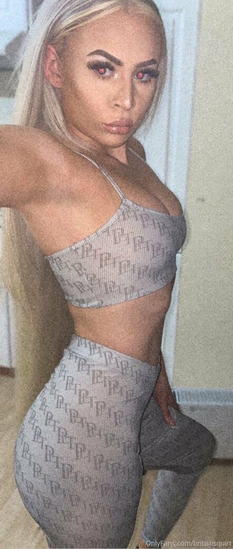 britishsquirt onlyfans topless