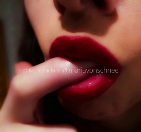mariavonschneefree onlyfans leaks