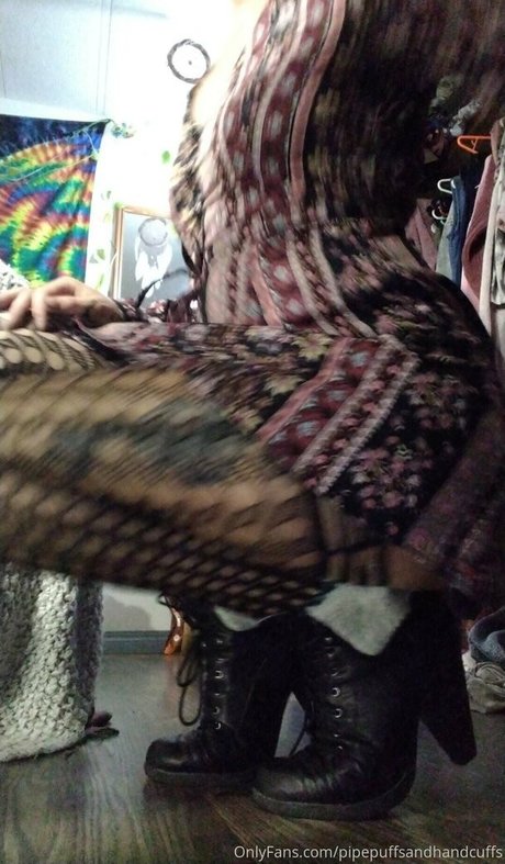 pipepuffsandhandcuffs onlyfans leaked sex