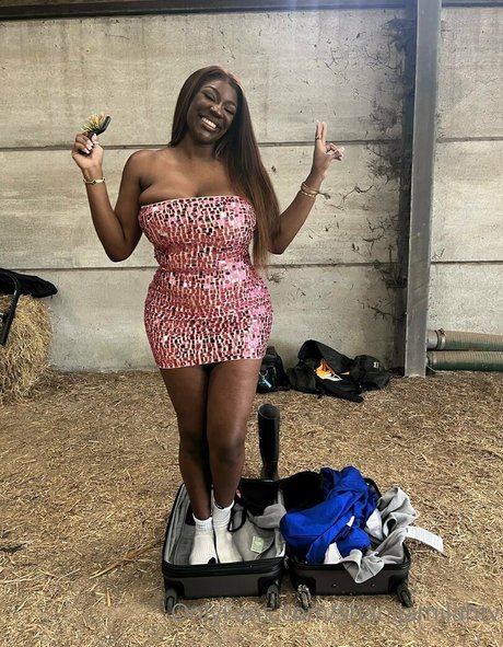 shanijamilahtv onlyfans nude leak