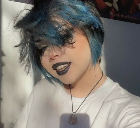 lynzzieleggat leaked onlyfans