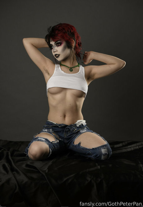 lynzzieleggat onlyfans leaked.