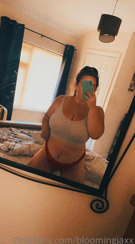 bloomingjaxx onlyfans nude leak