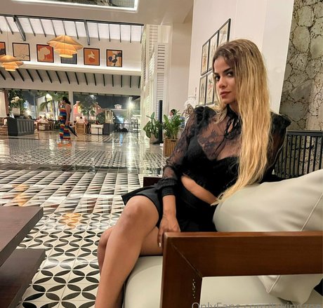 lovingzoe Profile pic