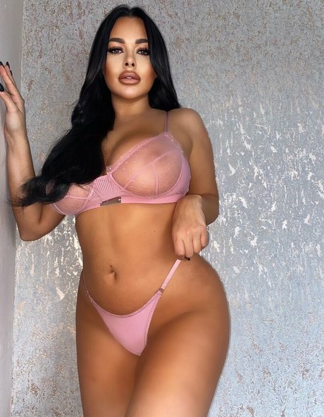 Cori Warke naked onlyfans leaks