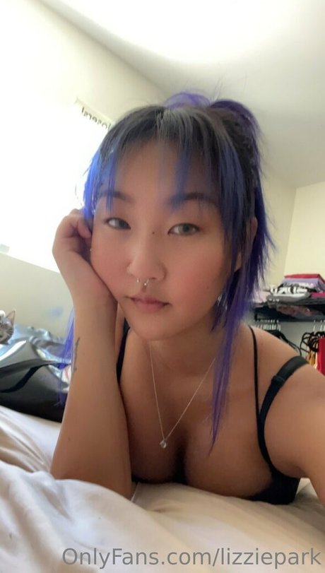 lizziepark only fans nudes