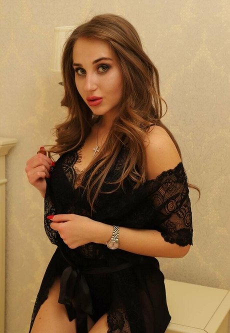 anna love 1 naked on onlyfans