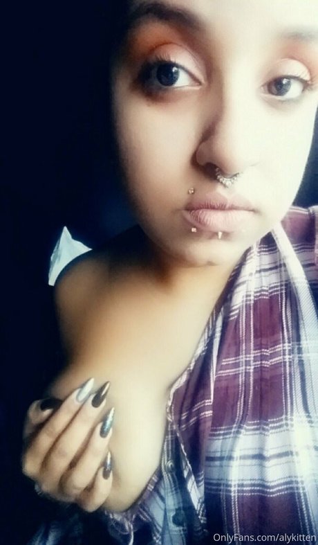 raeraejiggles onlyfans leak free