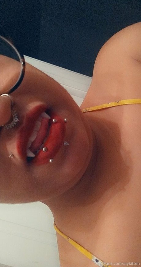 raeraejiggles onlyfans sex leaked