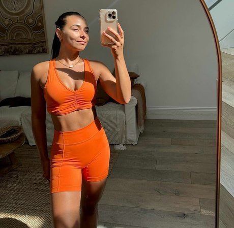 Brooke Blurton onlyfans naked porn