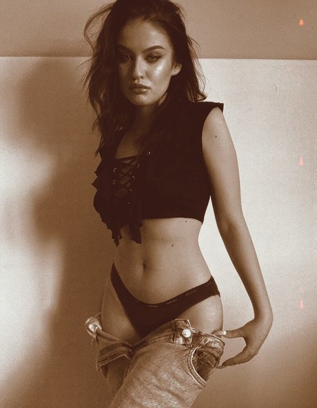 Mara Stanciu nude only fans