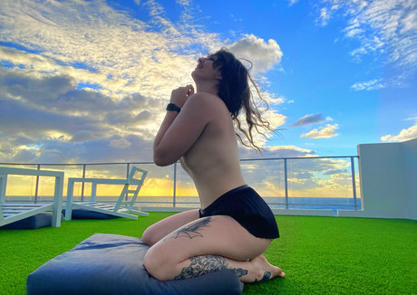 uncutsextapes onlyfans boobs