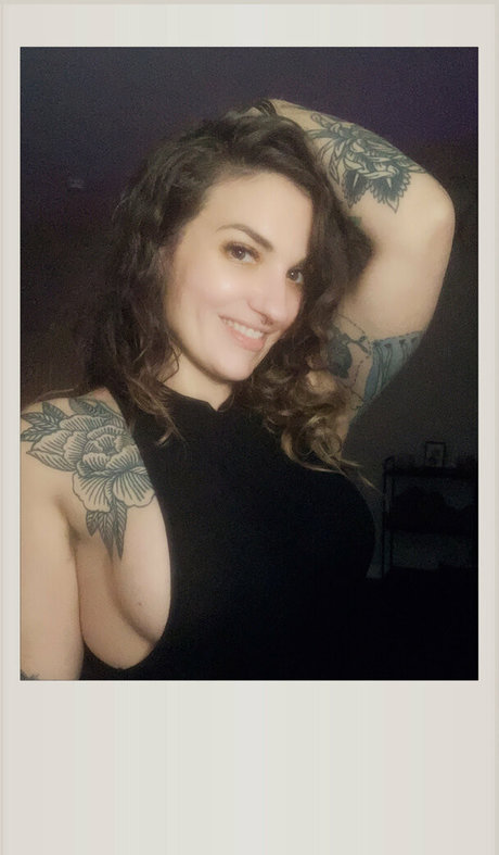 thesmuttymystic onlyfans leaks