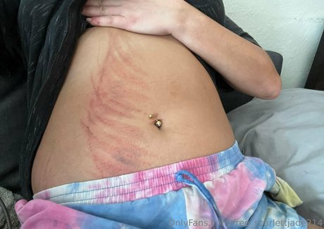 free scarlettjade214 naked onlyfans leak