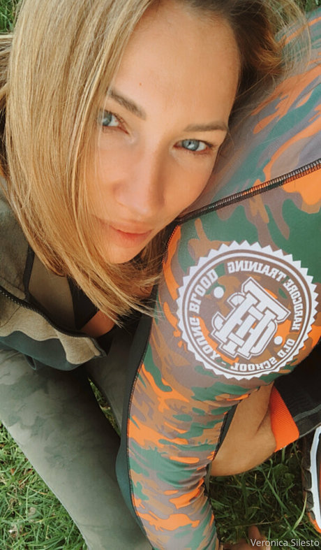 veronicasilesto only fans pic