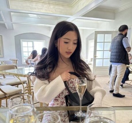 godessjny onlyfans creator