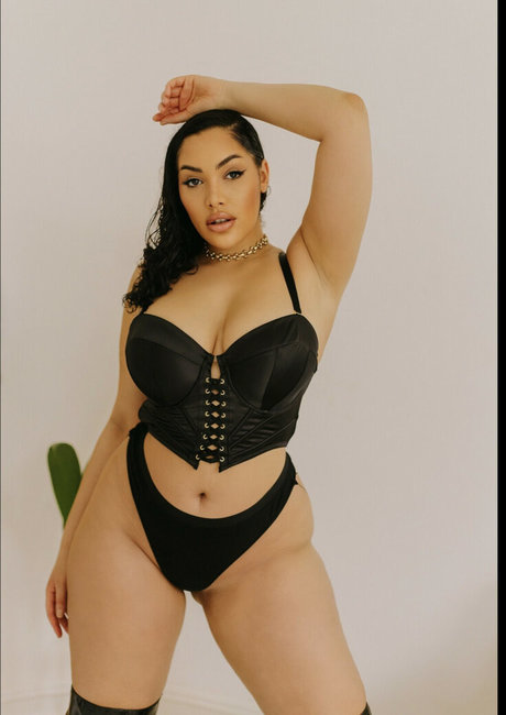 parisxhk onlyfans for free