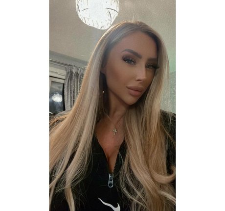 Hayley Maye hot onlyfans