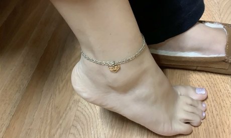 latinafeetj leaked naked onlyfans