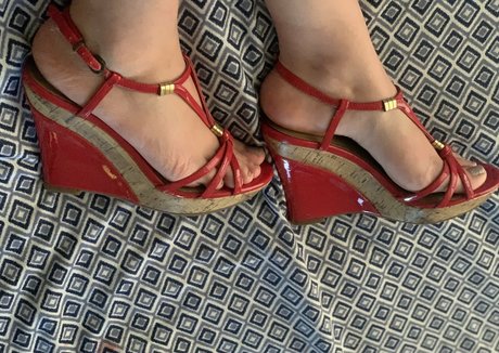 latinafeetj boobs onlyfans