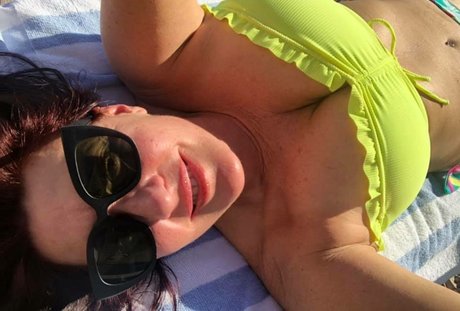 KellyK onlyfans nude leaks