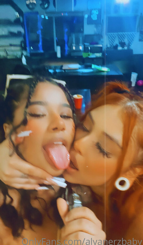 alyanerzbaby nude leaks onlyfans