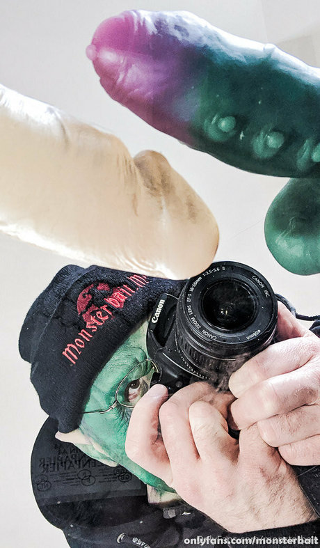 monsterbait Profile pic