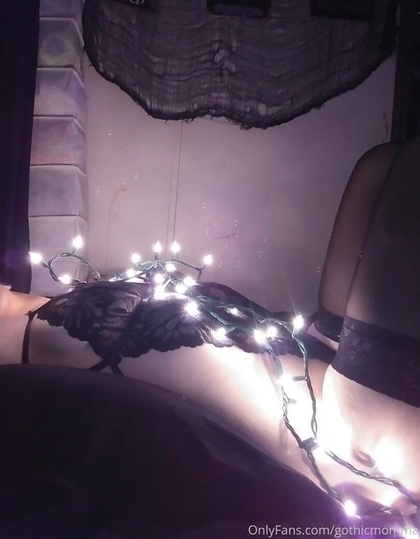 gothicmomma only fans leaks