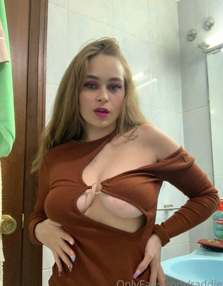 raddie onlyfans naked pics