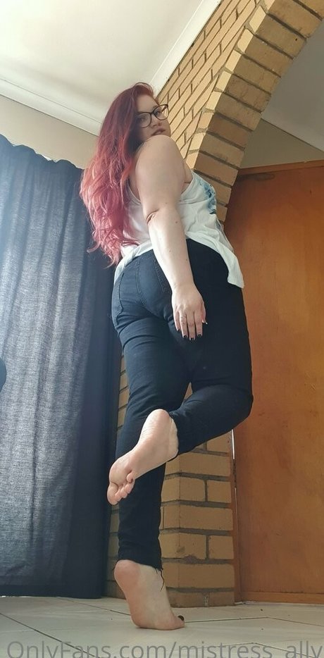 mistress ally onlyfans nude pictures