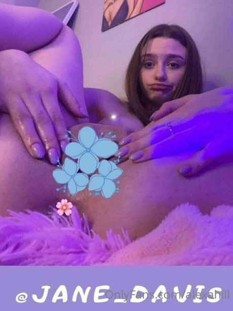alexahill nude onlyfans