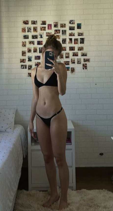 lan1nhaaa onlyfans picture