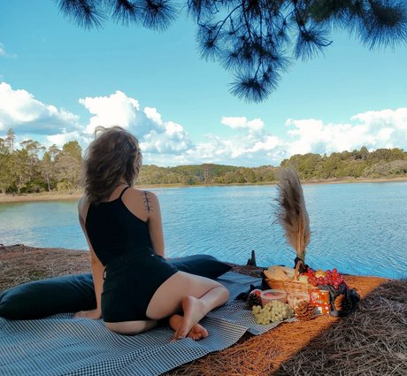 Laura Fernandes onlyfans leak free