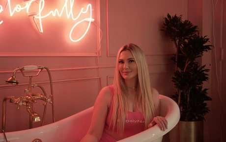 veryhotvocab onlyfans nude content