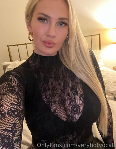 veryhotvocab nude on onlyfans