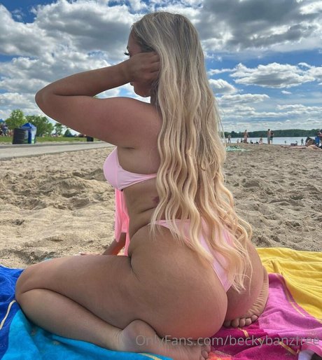 beckybanzfree nude onlyfans leaks