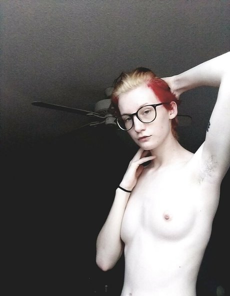 slutpuppymilo nude onlyfans