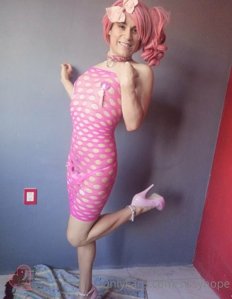 sissyhope onlyfans strip