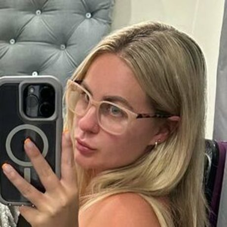 SkyeLouise onlyfans nudes leaks